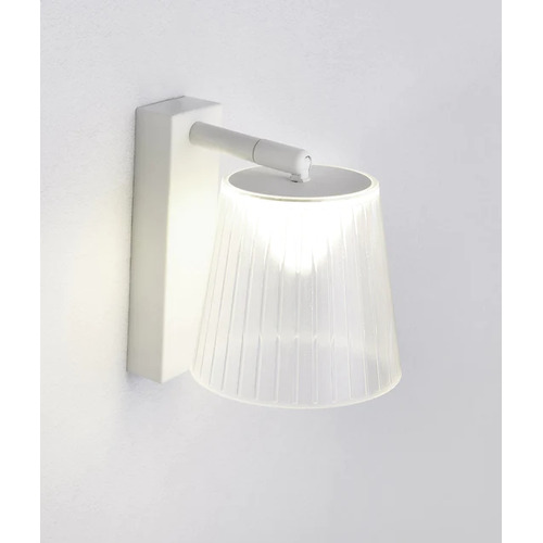 WALL Int City S/M ADJ 6W SLANT CLR PS Shade 5000K w/Wh 480 Lm