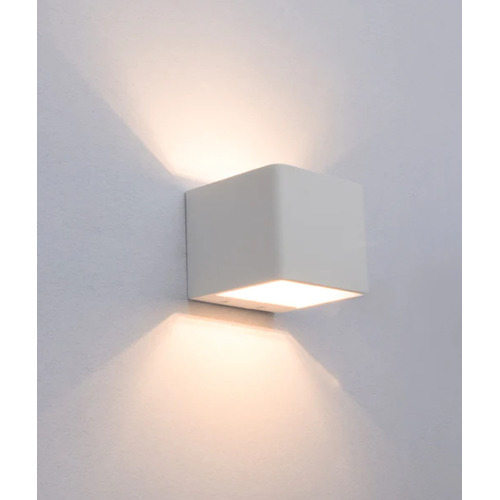 WALL Int City S/M Up/Dn 6W CUBE Matt Wh 3K 450 Lm