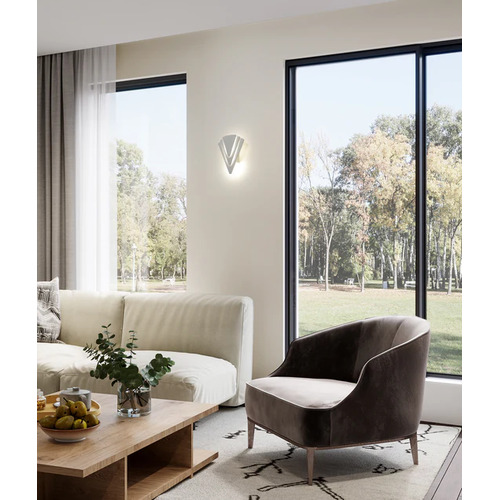 WALL Int City S/M 13W Triangular Wh Dim 2CCT 3K/5K 284 Lm